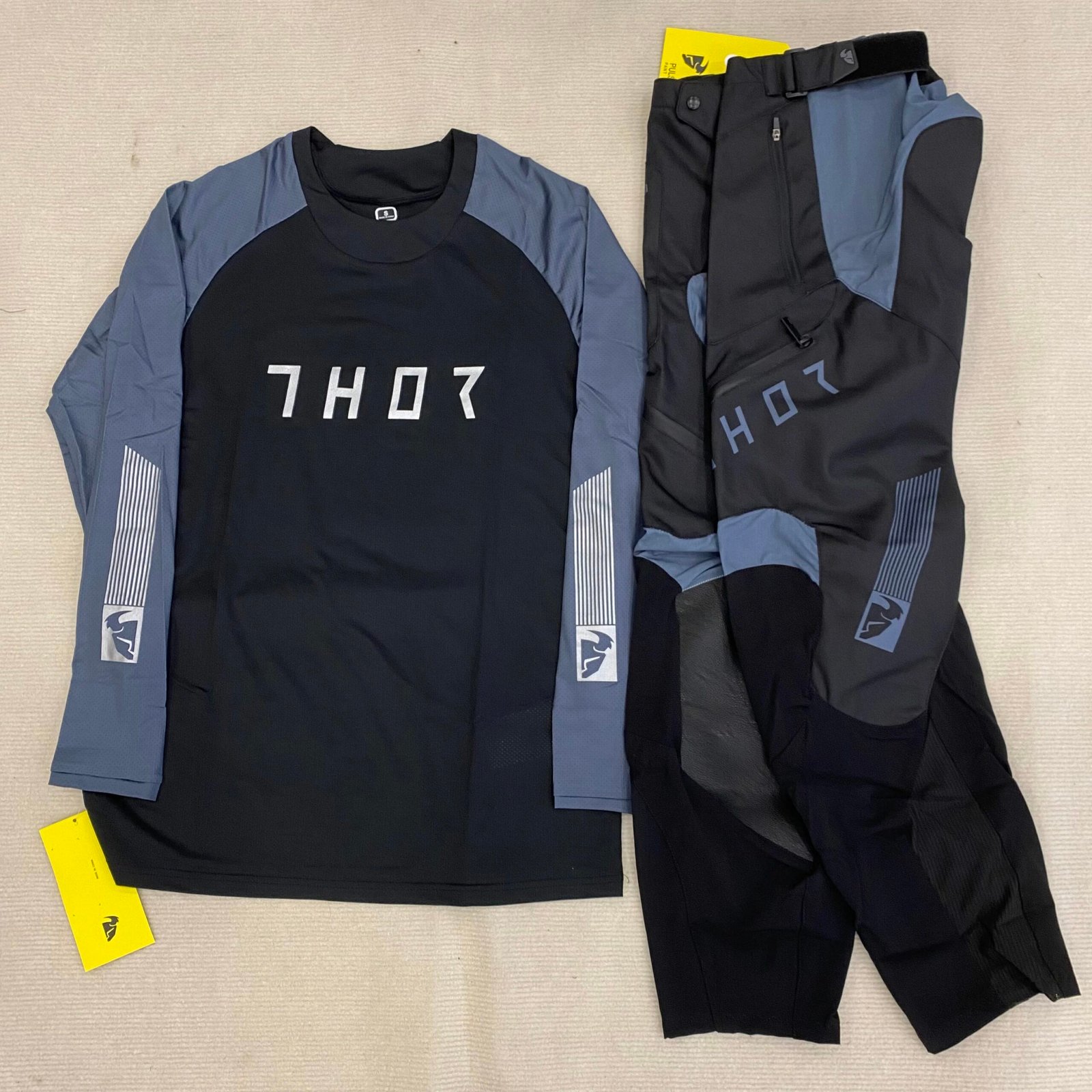 2026 Launchmode Futura Black / Red Gear Combo Motorcycle Sportswear Set Off-Road Motorcycle Combination