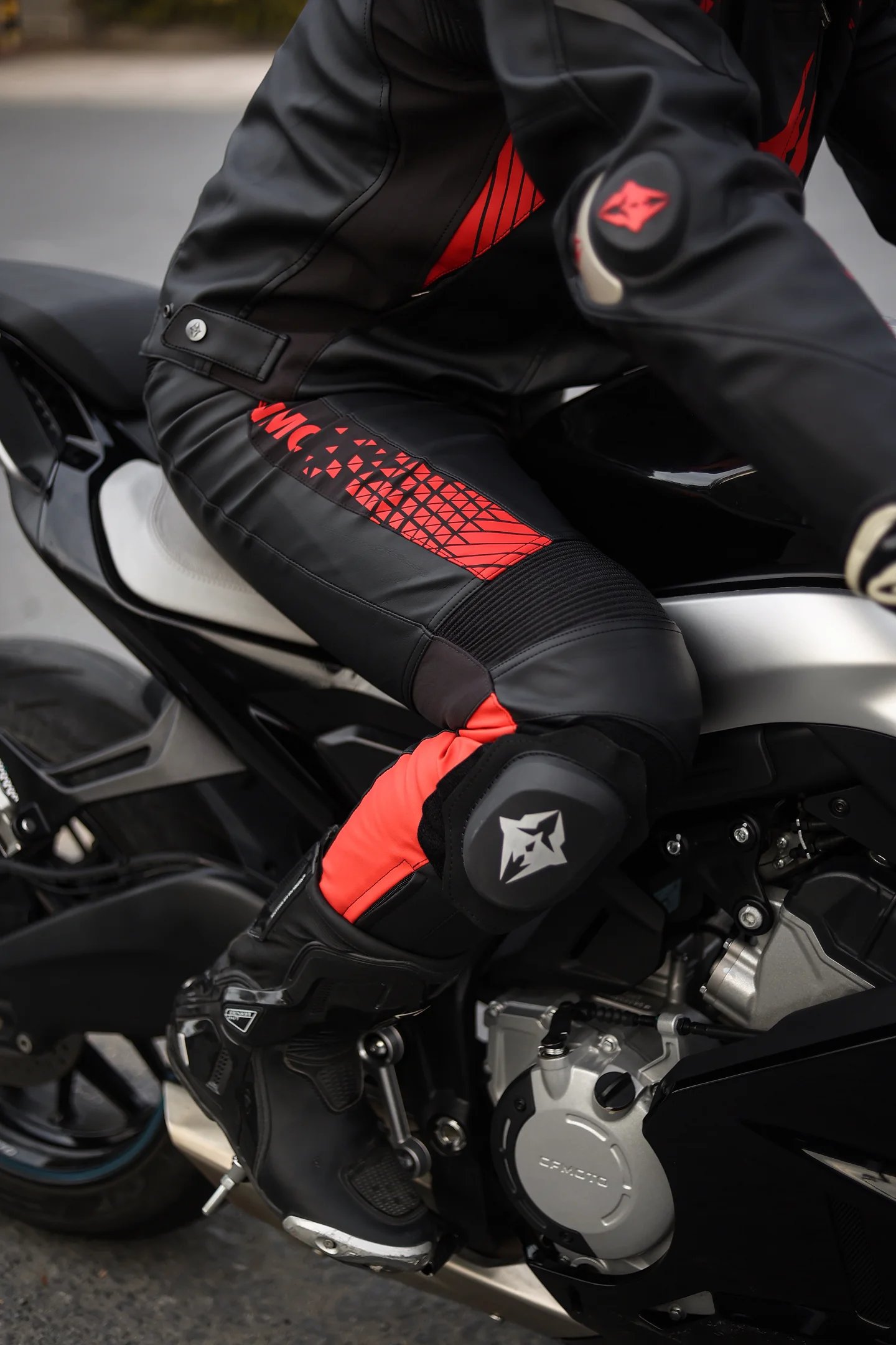 Motorcycle Riding Protective Pants Men Pants CE Certified Microfiber Leather Anti-fall Waterproof Wear-resistant Racing Trousers