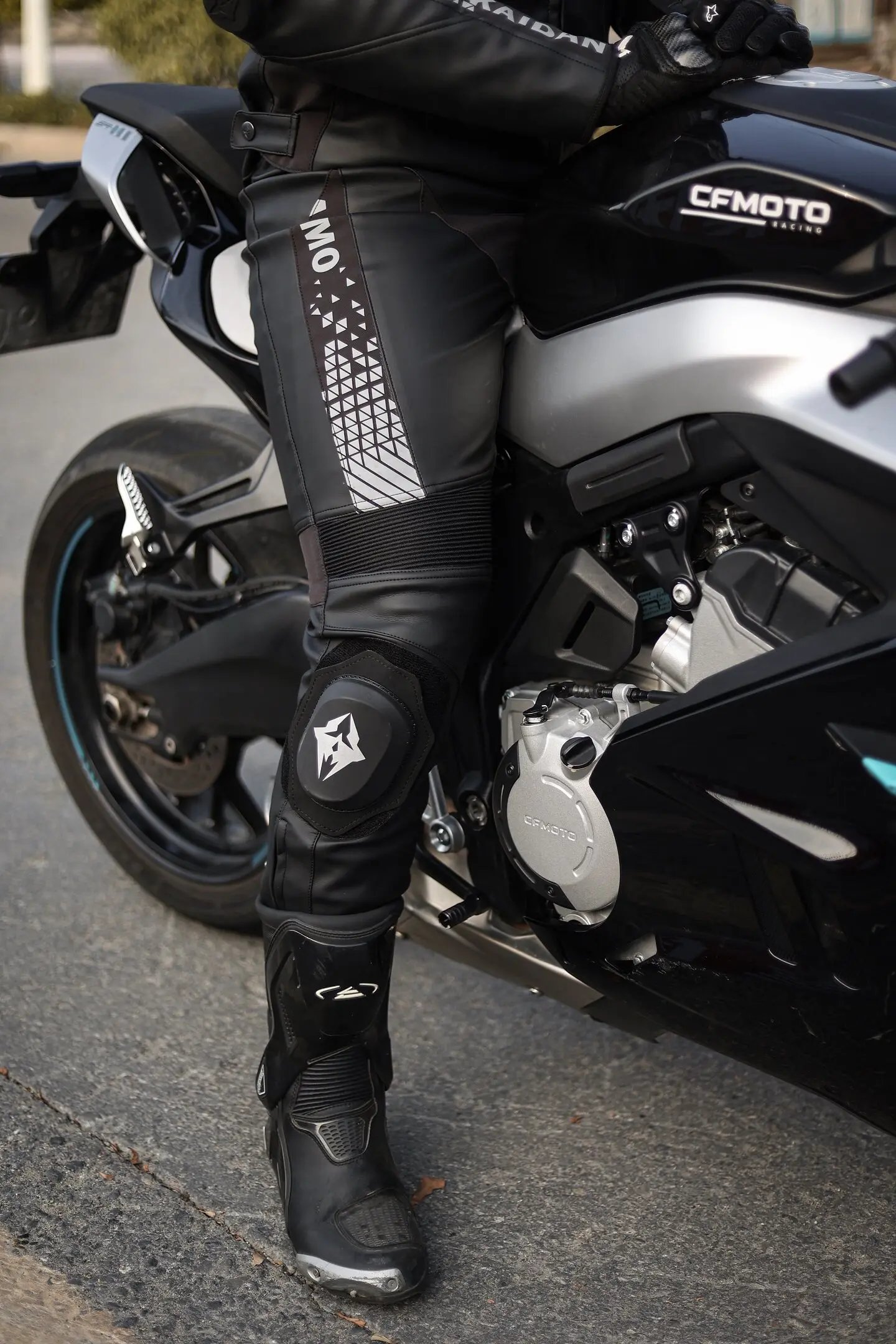 Motorcycle Riding Protective Pants Men Pants CE Certified Microfiber Leather Anti-fall Waterproof Wear-resistant Racing Trousers