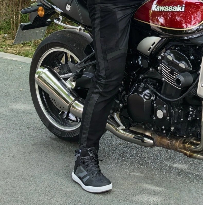 Summer Riding Motorcycle Pants Riding Jeans Breathable Stretchy Slim Fit Anti-fall Motorcycle Rider Pants With Protection Gear