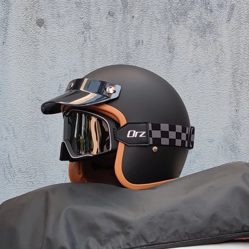 Retro semi-open motorcycle helmet cross-country motorcycle accessories motorcycle helmet 3/4 retro helmet in winter