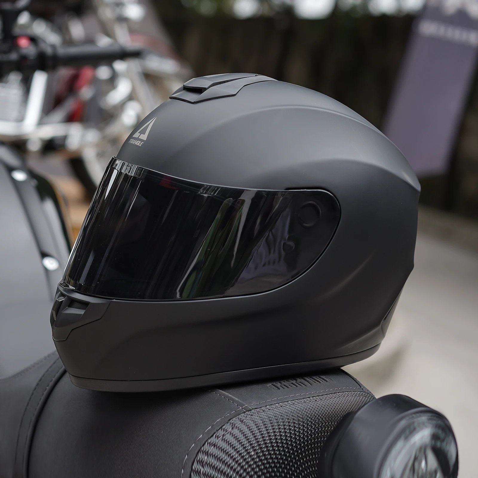 Unisex Full Face Motorcycle Helmet Moto Helmets for Men Women with Extra Clear Visor DOT Approved Cascos Moto TRIANGLE