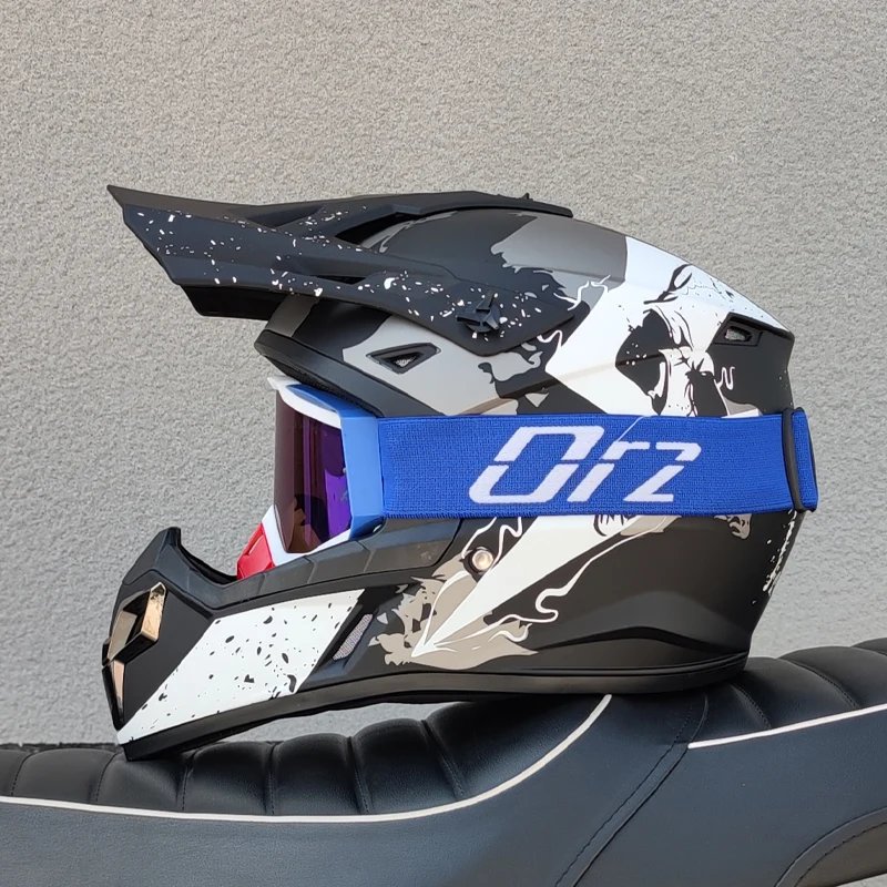 23