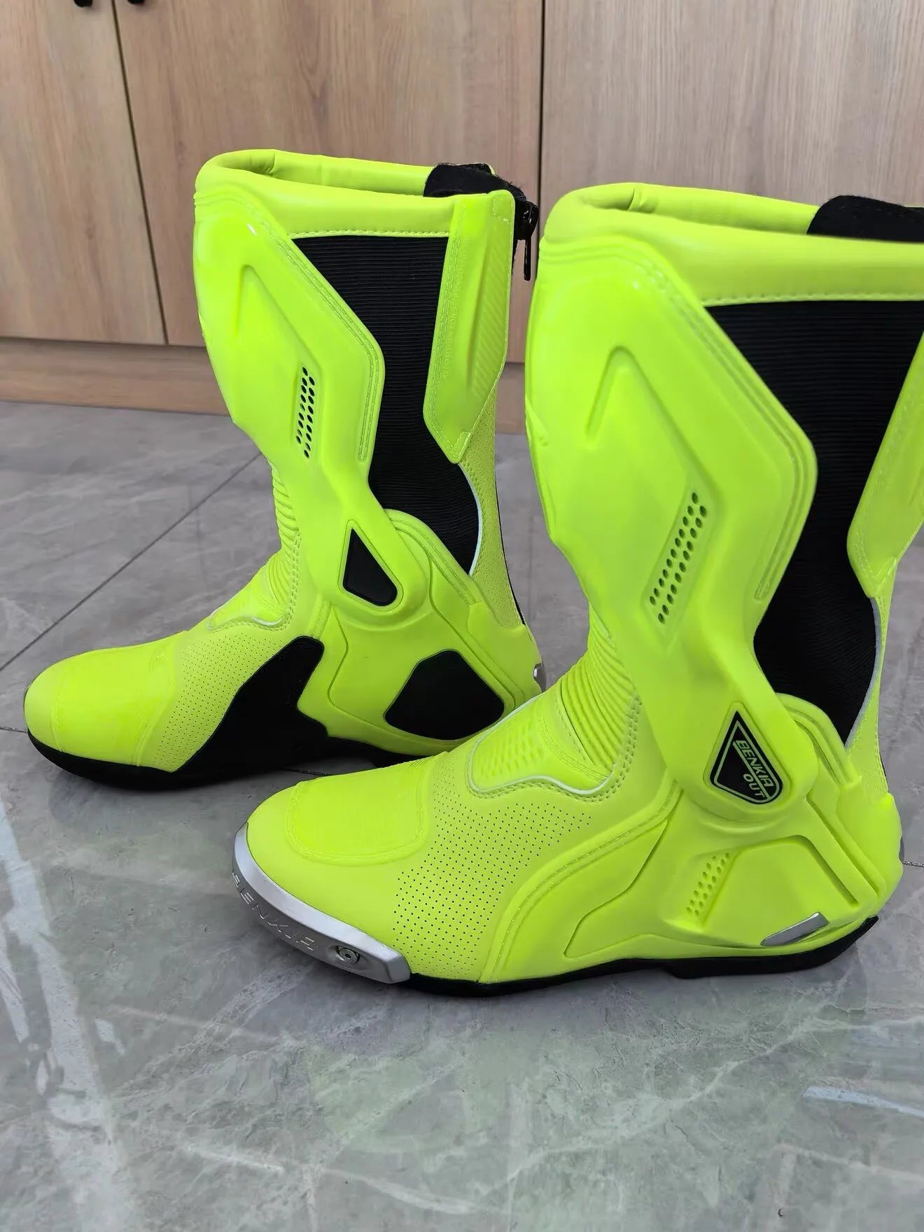 BENKIA SH208 Motorcycle Racing Riding Boots Summer New Style Perforated Breathable Cool Track Motorcycle Boots Racing Shoes