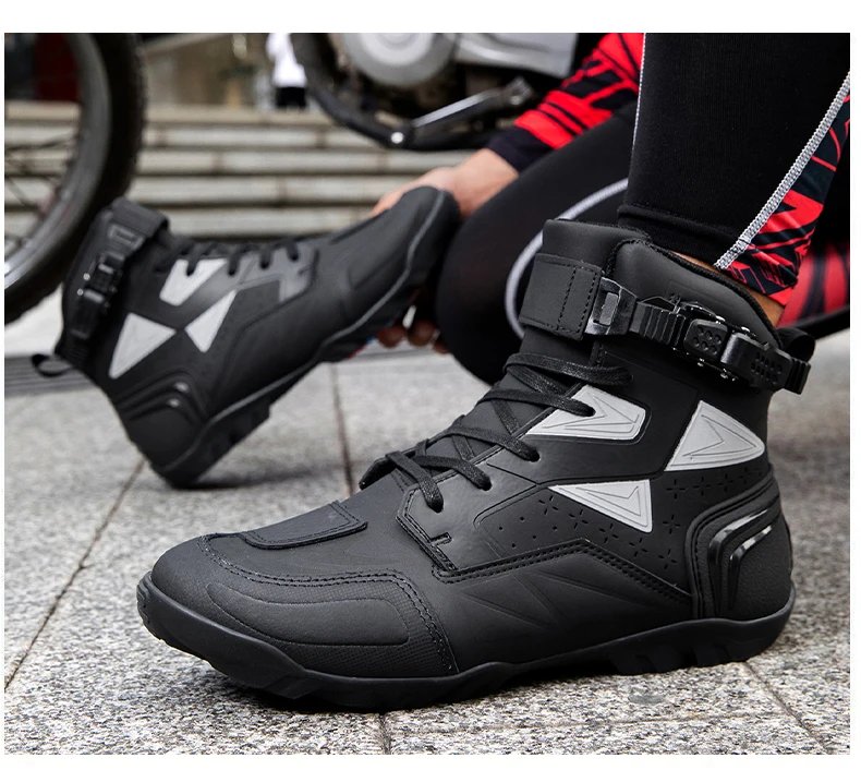 Men's Motorcycle Boots Breathable Leather Motorbike Shoes Men Anti-fall Motocross Riding Shoes Waterproof Anti-slip Motos Boot Men's Motorcycle Boots Breathable Leather Motorbike Shoes Men Anti-fall Motocross Riding Shoes Waterproof Anti-slip Motos Boot