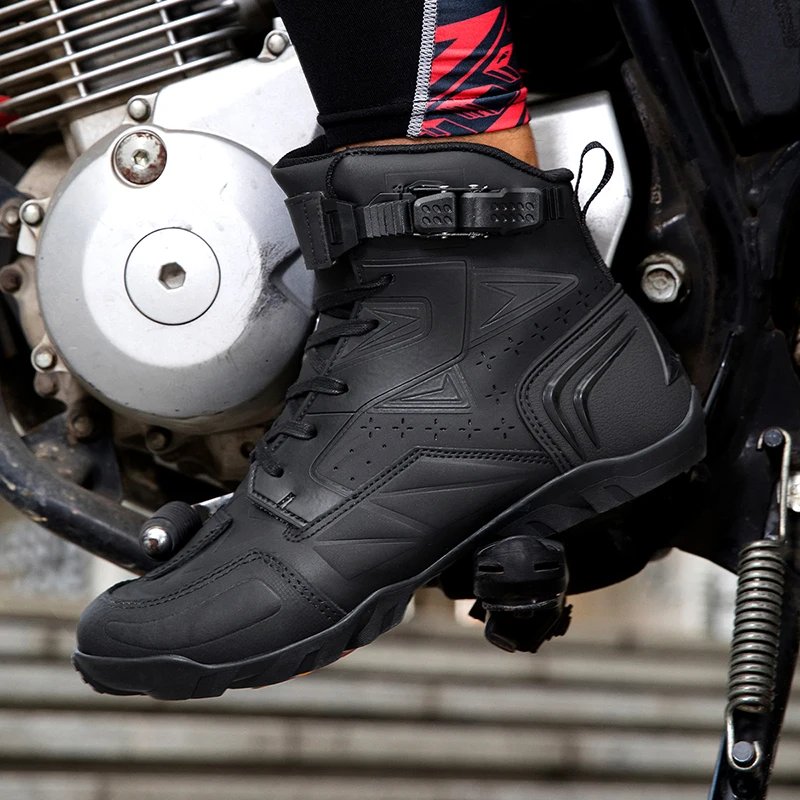 Men's Motorcycle Boots Breathable Leather Motorbike Shoes Men Anti-fall Motocross Riding Shoes Waterproof Anti-slip Motos Boot