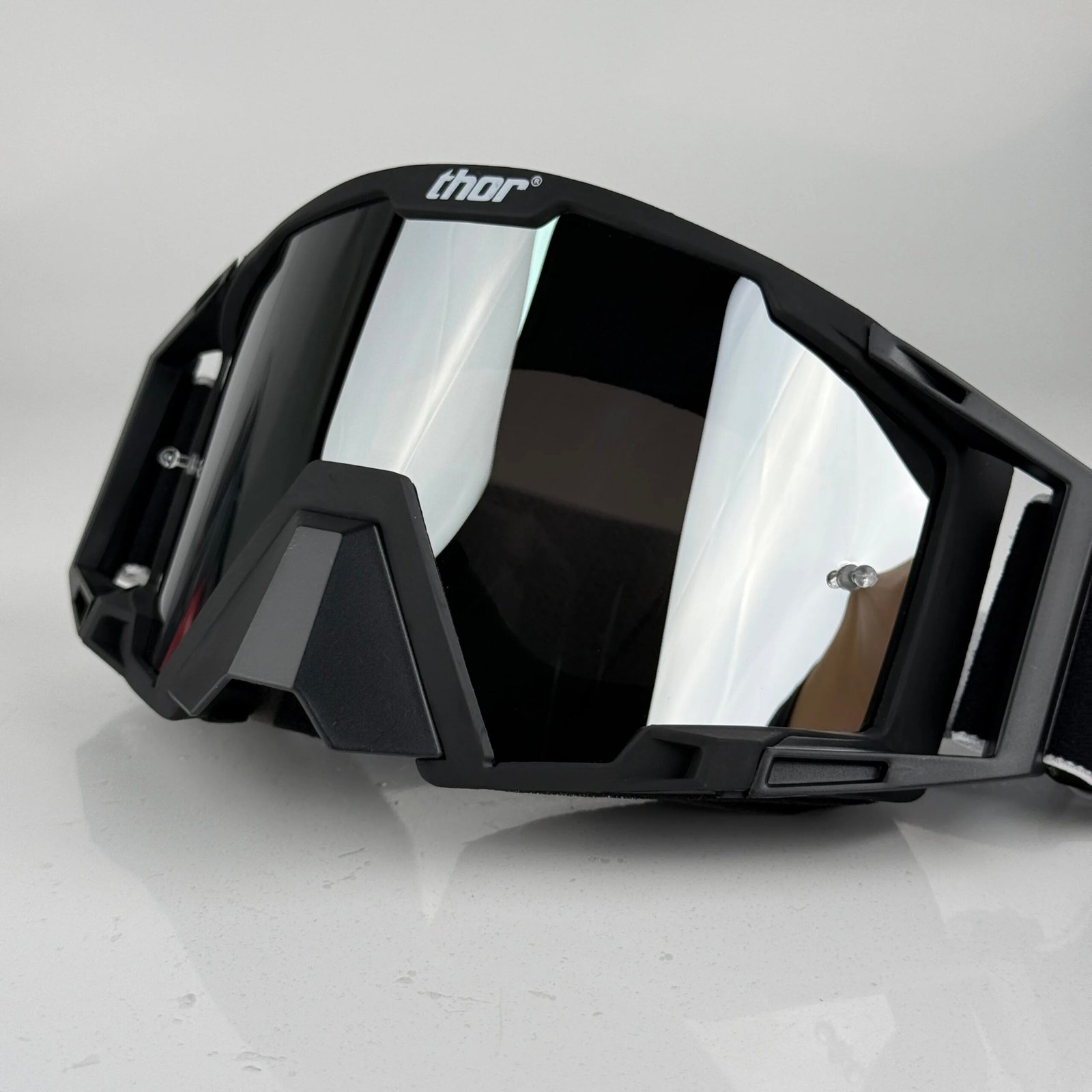 New Colors Motocross Goggles for Off-Road Riding Skiing Sport Eye Wear Compatible with MX Helmet Motorcycle ATV DH MTB