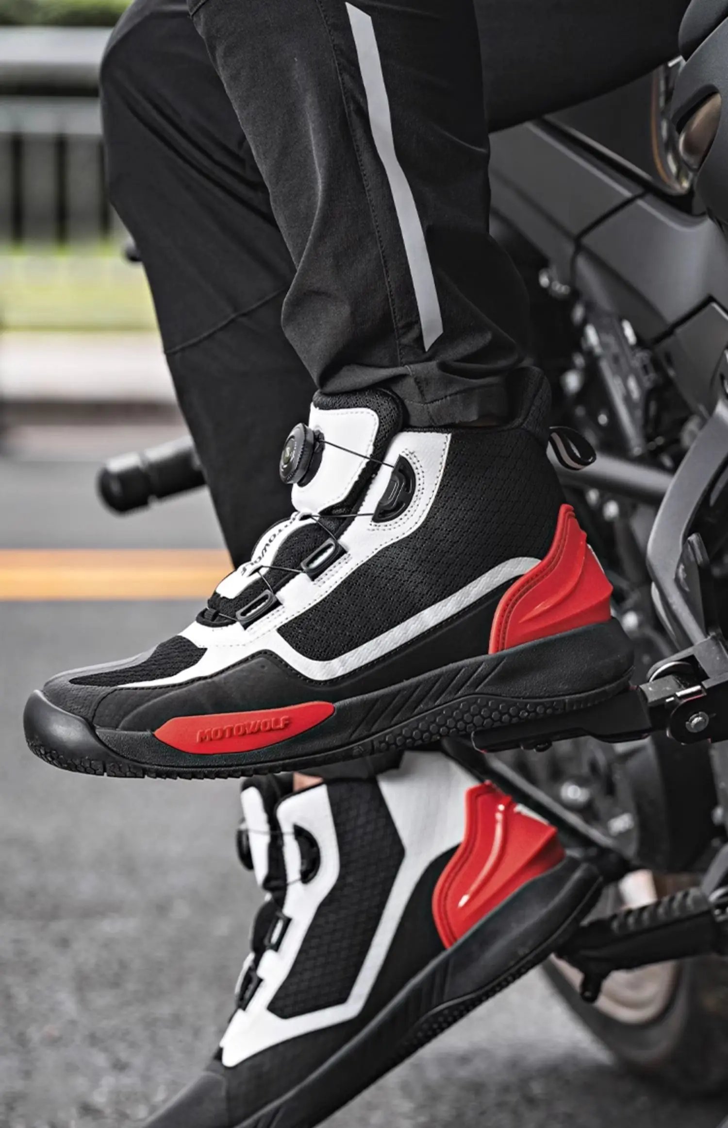 MOTOWOLF Motorcyclist Boots Motorcycle Riding Shoes Men's Four Seasons Breathable Anti-fall Motorcycle Racing Shoes Casual Boots MOTOWOLF Motorcyclist Boots Motorcycle Riding Shoes Men's Four Seasons Breathable Anti-fall Motorcycle Racing Shoes Casual Boots