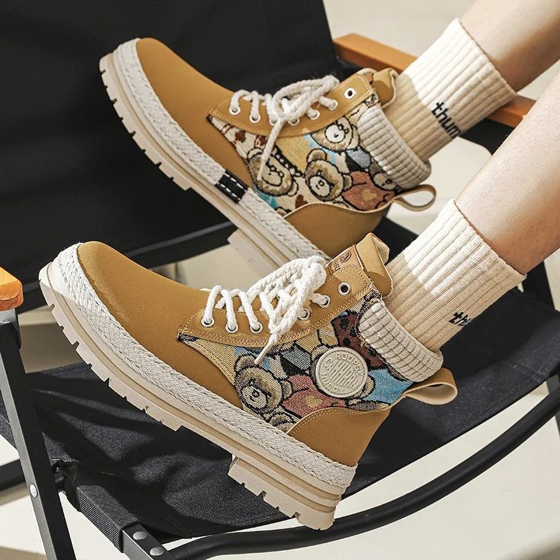 Men High Top Boots Fad Trend Outdoor Comfort Ankle Boot for Men Lace-Up Boot Retro British Style Tooling Boots Botas Para Hombre