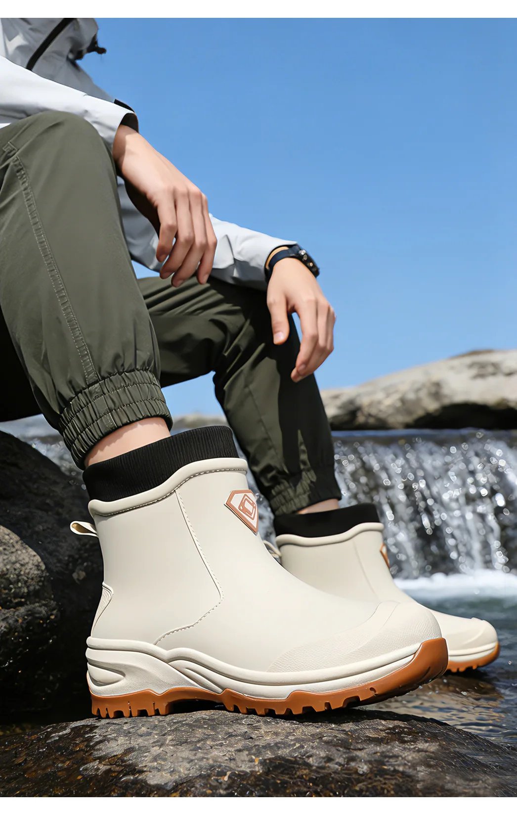 Wear resistant thick soled water boots, military green river tracing men's short boots, rain boots, waterproof men's water shoes Wear resistant thick soled water boots, military green river tracing men's short boots, rain boots, waterproof men's water shoes