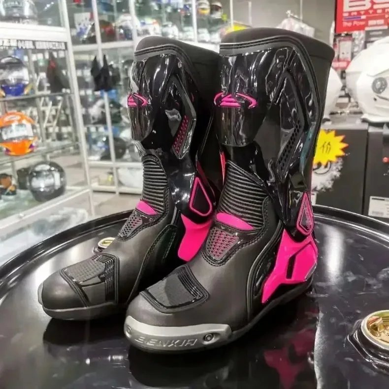 2026 New BENKIA Women Motorcycle Boots EUR35-39 Motorbike Lady Boot CE Certification Pink Women Sport Bike Botas For All Seasons