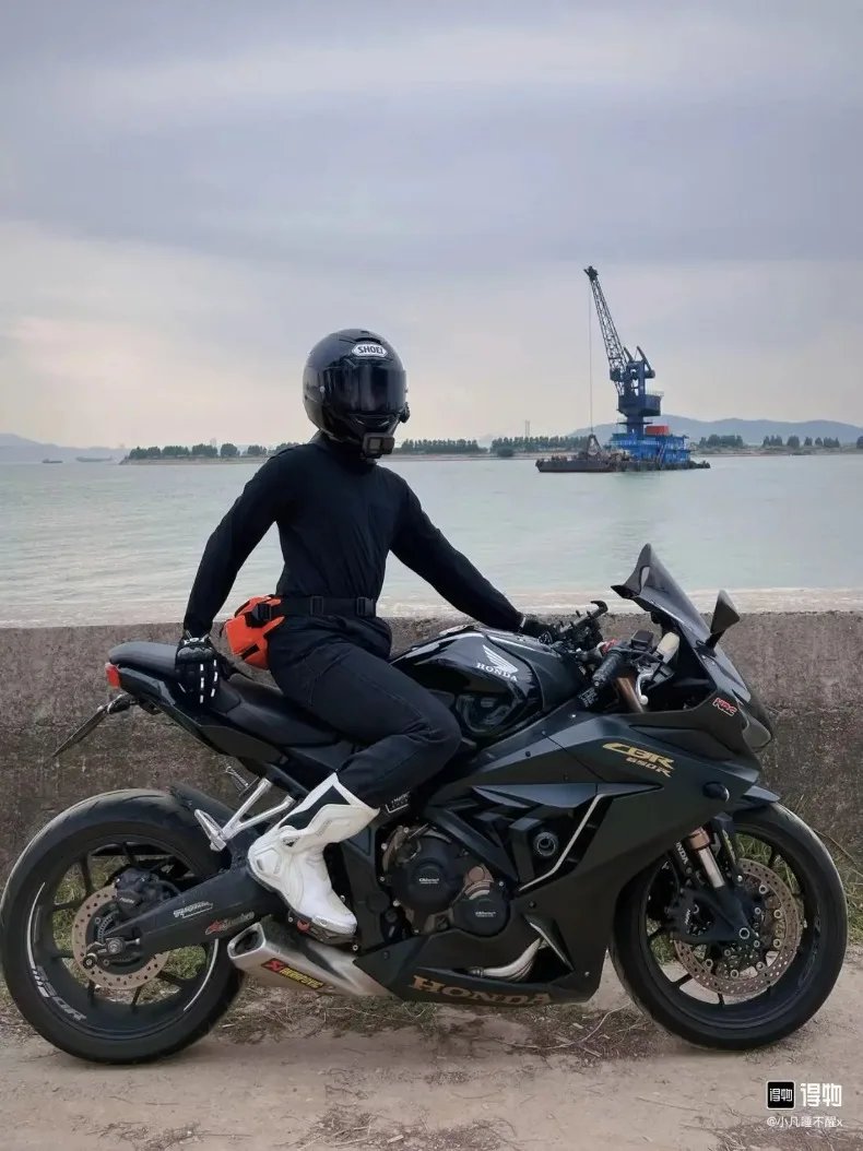 2026 New BENKIA Women Motorcycle Boots EUR35-39 Motorbike Lady Boot CE Certification Pink Women Sport Bike Botas For All Seasons