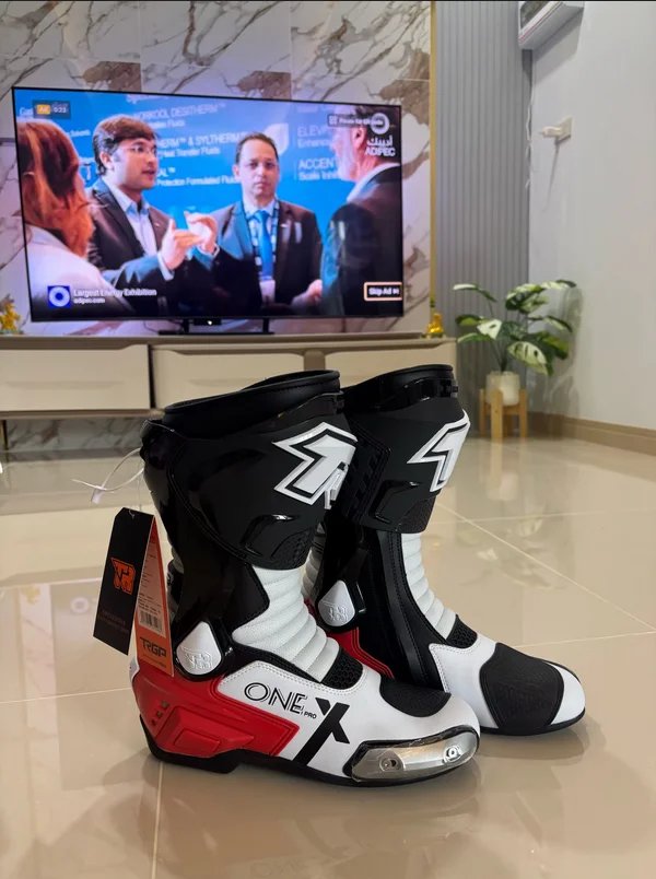 X-onePRO Waterproof Motorcycle Boots Non-slip Windproof Men Motocross Boots Professional Protective Racing Off-road Shoes X-onePRO Waterproof Motorcycle Boots Non-slip Windproof Men Motocross Boots Professional Protective Racing Off-road Shoes