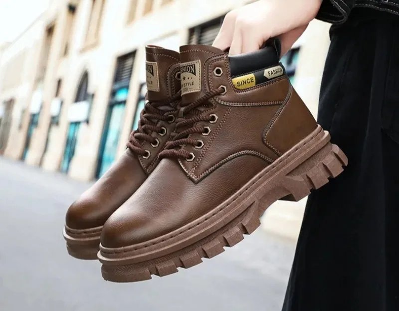 Retro Men Platform Boots 2026 Fashion Lace Ankle Boots Exquisite High Top Casual Shoes for Man Quality Work Boots Zapatos Hombre Retro Men Platform Boots 2026 Fashion Lace Ankle Boots Exquisite High Top Casual Shoes for Man Quality Work Boots Zapatos Hombre