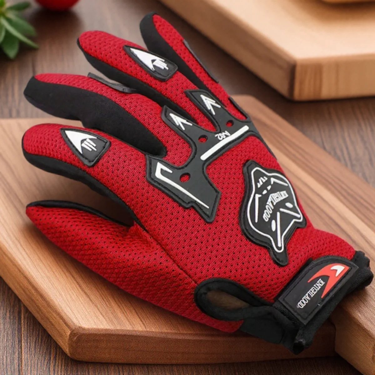 1 pair Red