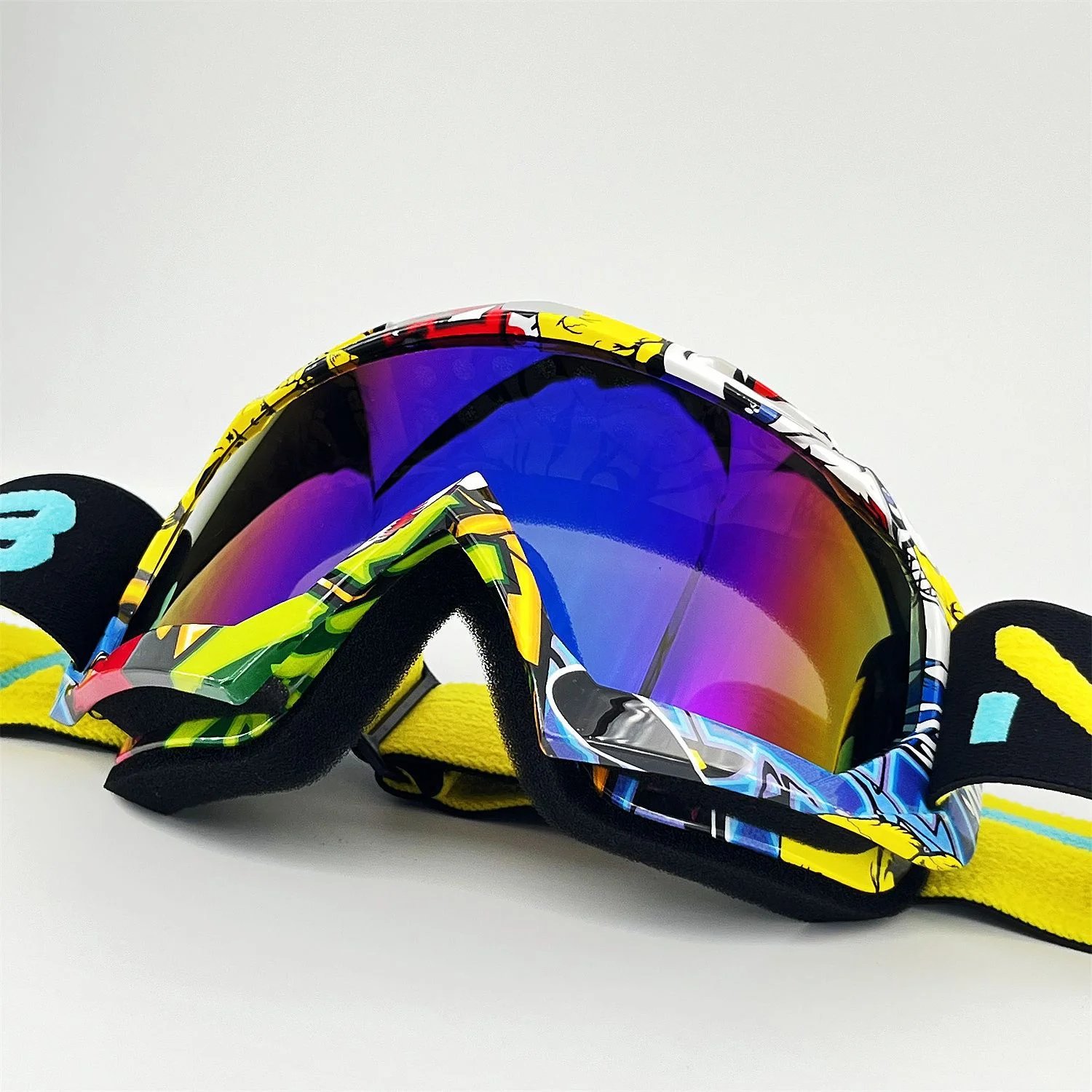 New 2025 Motorcycle Glasses Motocross Goggles Helmet MX Moto Dirt Bike ATV Ski Outdoor Sports Glass Scooter Googles Mask Cycling