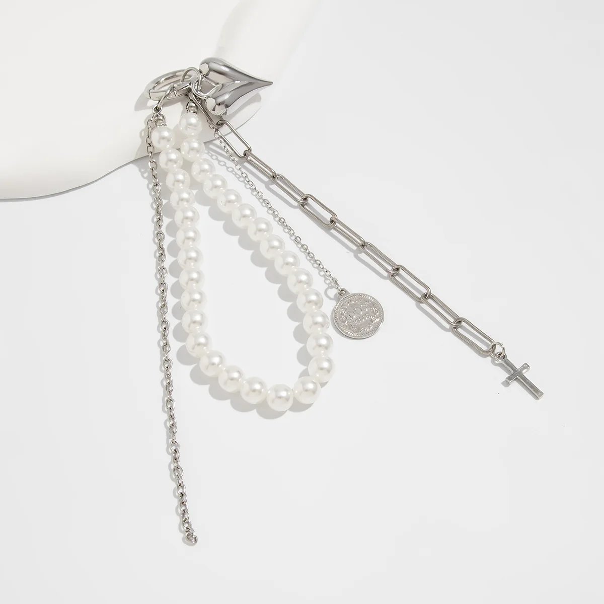 Fashion Imitation Pearl Chain Keychain Punk Silver Color Star Rivet Bag Chain Pendant Jewelry Accessories Daily Wear Keychain