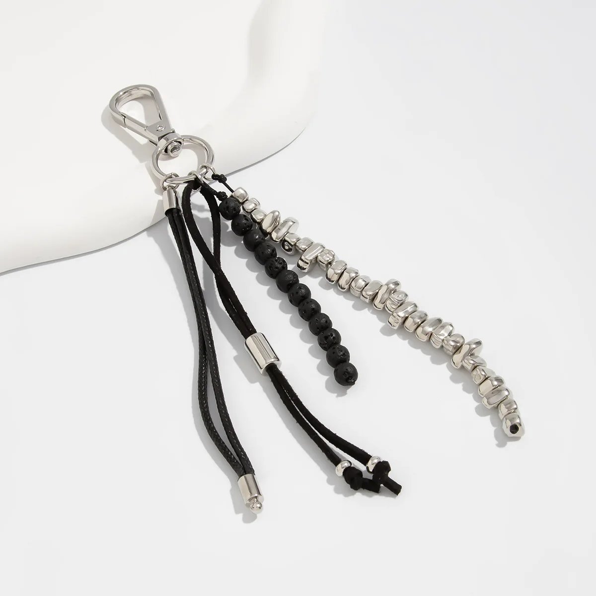 Fashion Imitation Pearl Chain Keychain Punk Silver Color Star Rivet Bag Chain Pendant Jewelry Accessories Daily Wear Keychain